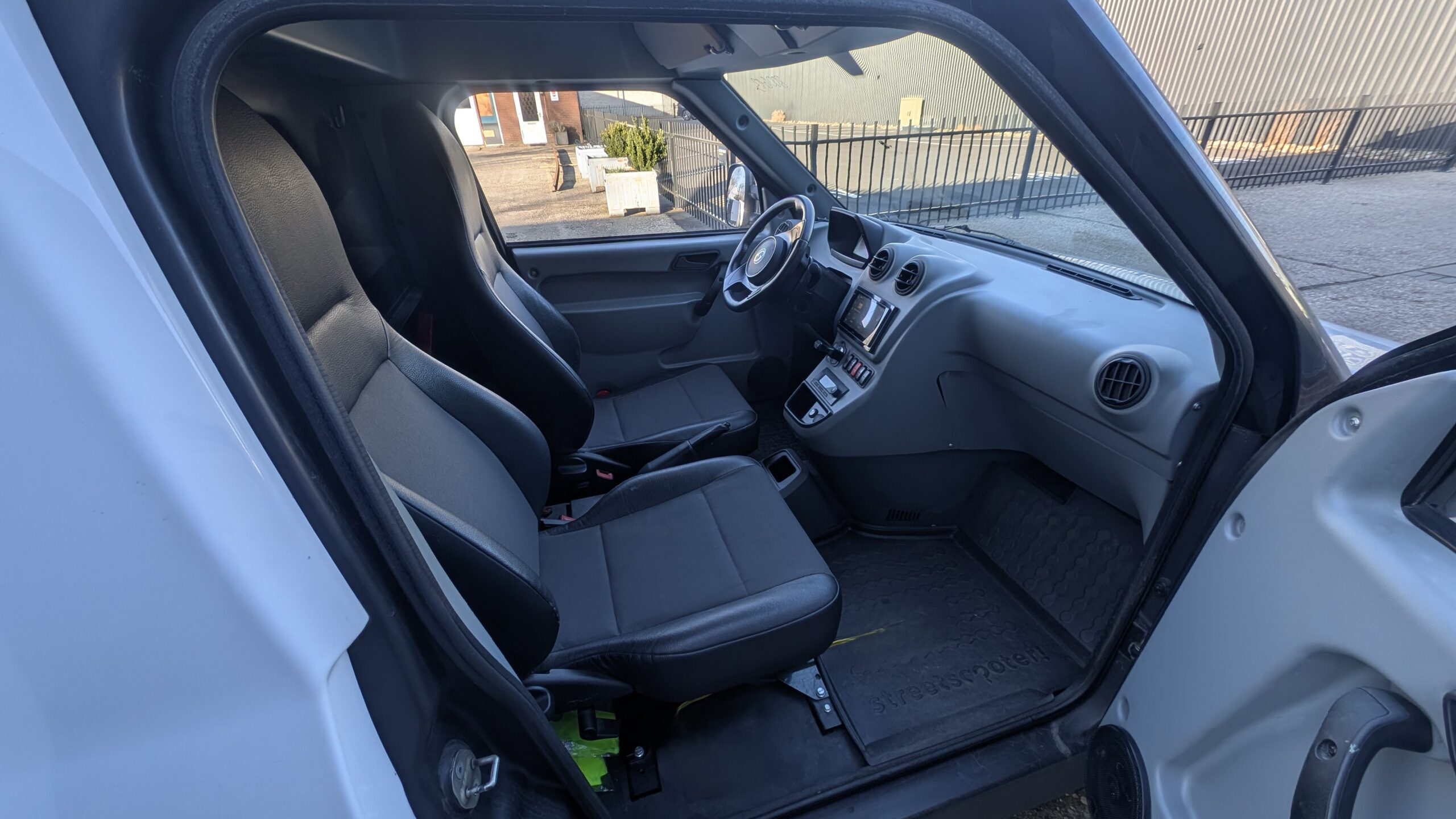 Streetscooter Work 40 kWh electrische bedrijfauto