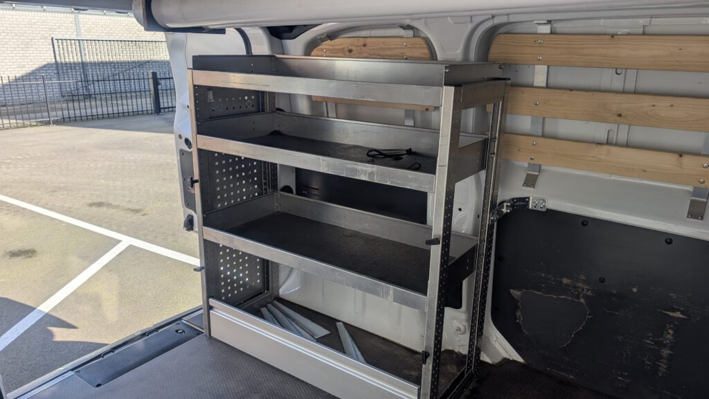 Peugeot e-Expert Compact premium accu 50 kWh met kastinrichting zgan