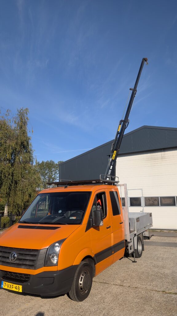 Crafter 46 met HIAB 2.2 ton/mtr kraan