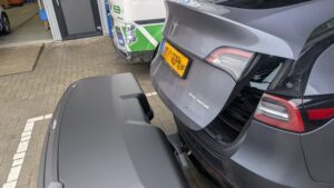 Te huur: Thule Arcos XL trekhaakkoffer