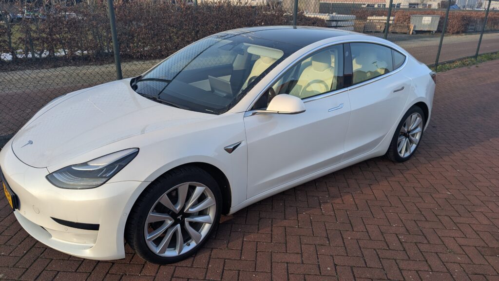 Tesla Model 3 2020 Standard RWD 60 kWh UNIEK incl. FSD LICENTIE