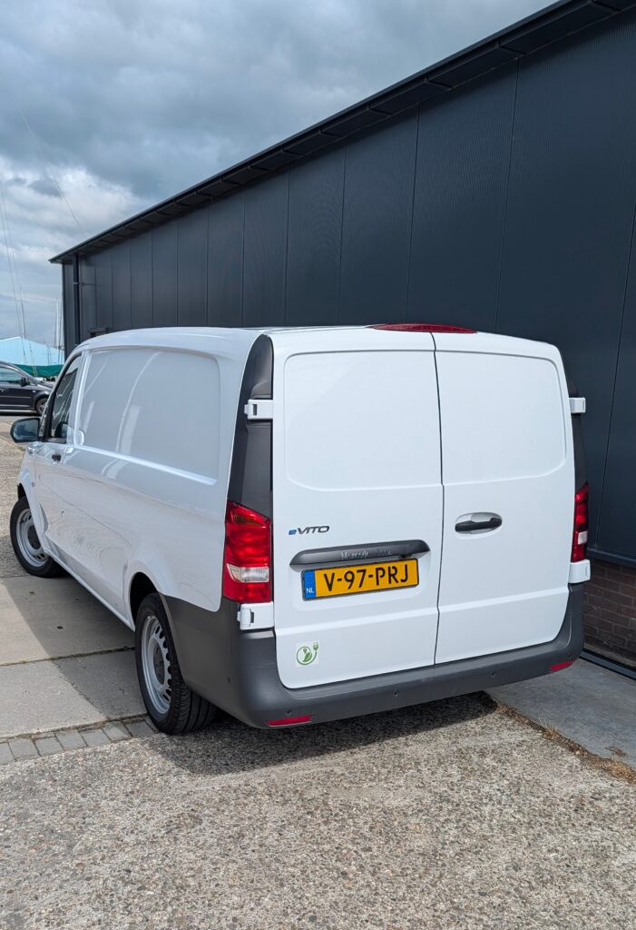 Mercedes-Benz Vito Evito 66 kWh 2024 Wit