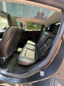 Tesla Model Y 2022 Grijs SOH 92% longe range AWD 75 kWh