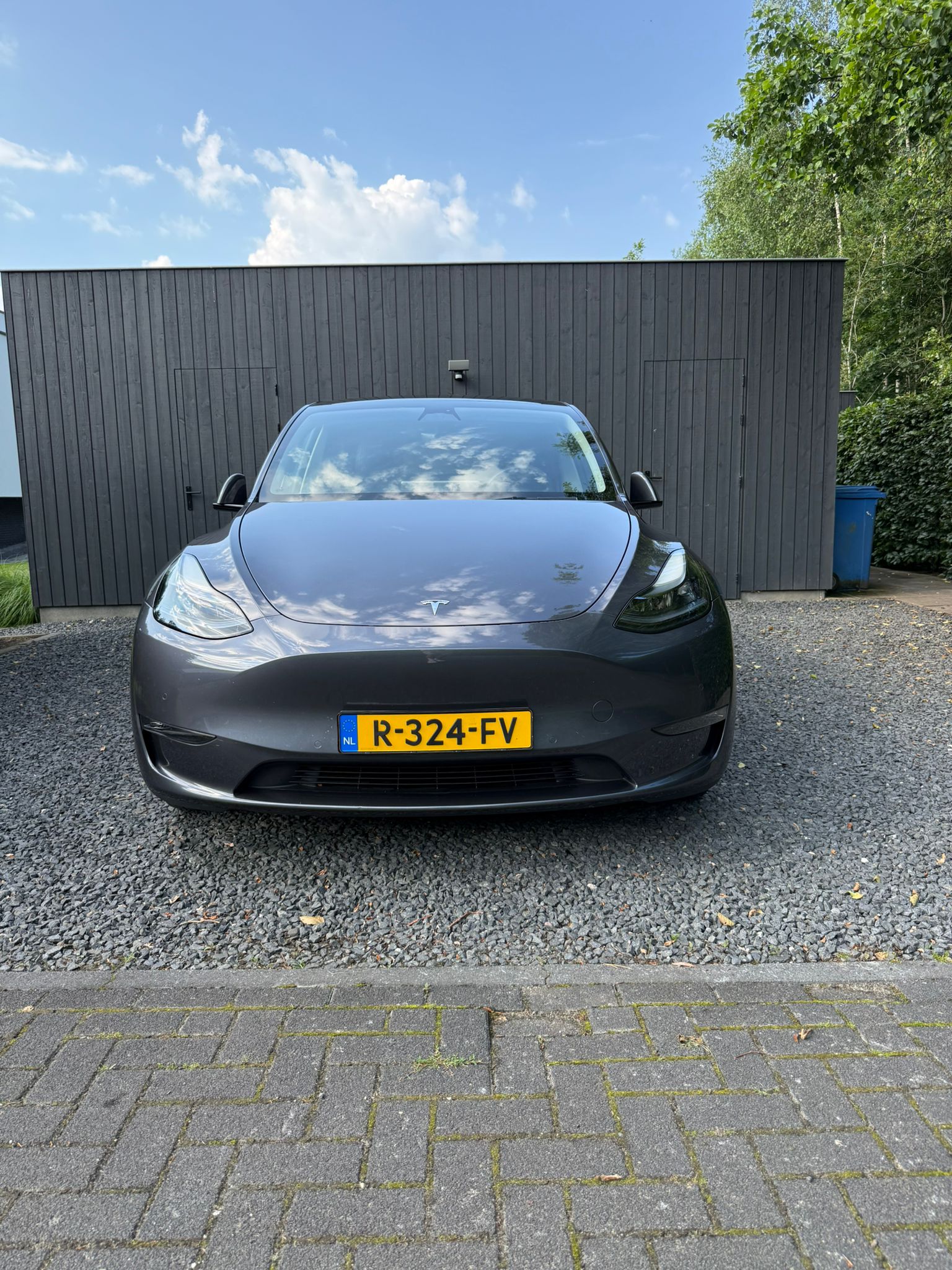 Tesla Model Y 2022 Grijs SOH 92% longe range AWD 75 kWh