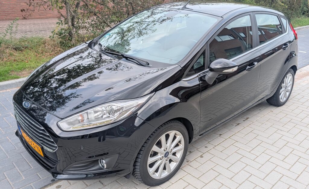 Ford Fiësta 2017 5D Automaat 72.000 km Cruise Navigatie